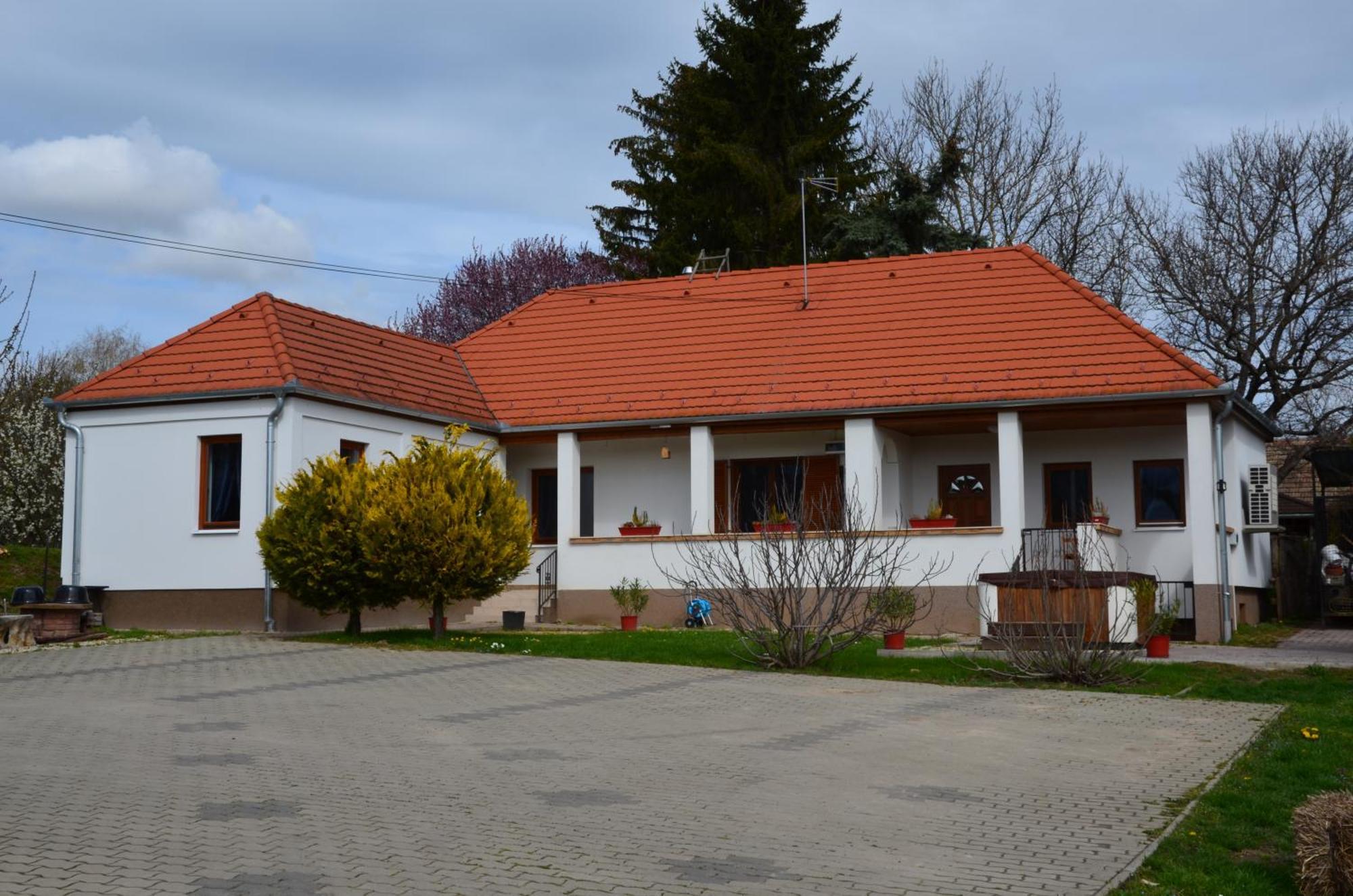 Kerekerdo Vendeghaz 호텔 Kisszékely 외부 사진